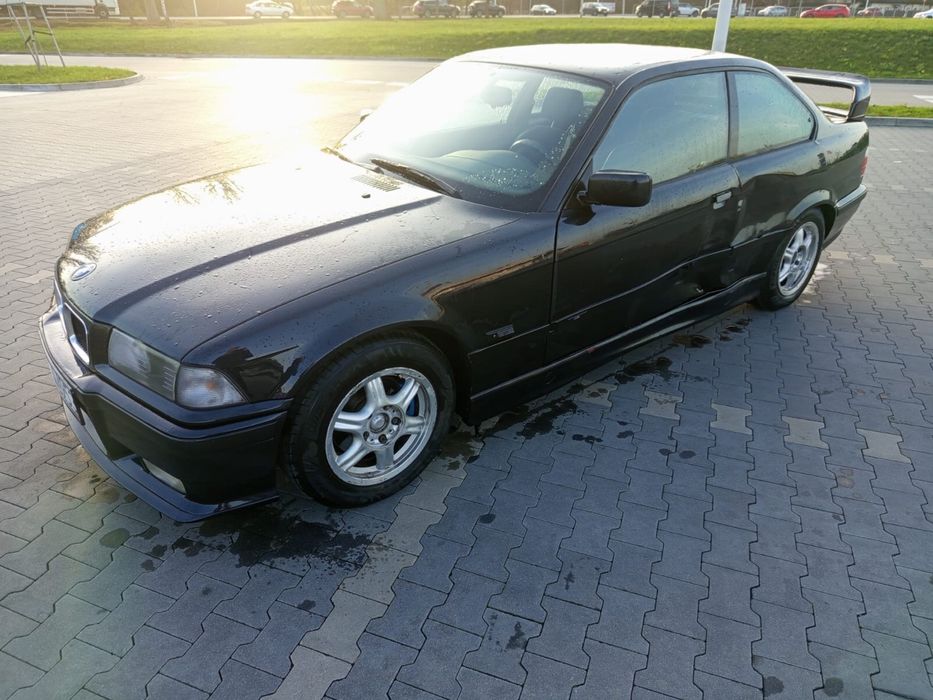 BMW E36 Coupe 1.8 IS z gazem 140KM M Pakiet