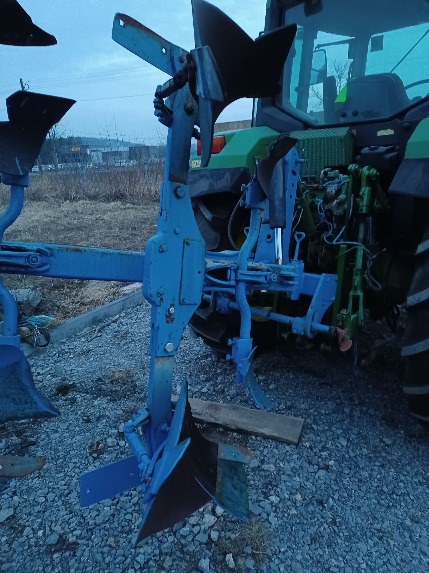 Lemken 4 skibowy obrotowy. Opał 110