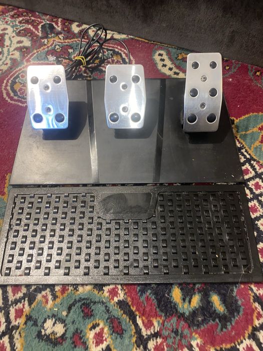 Ігровe кермо Traser