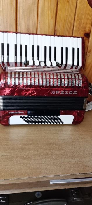 Akordeon Hohner Concerto III N, 3- chór, 72- bas