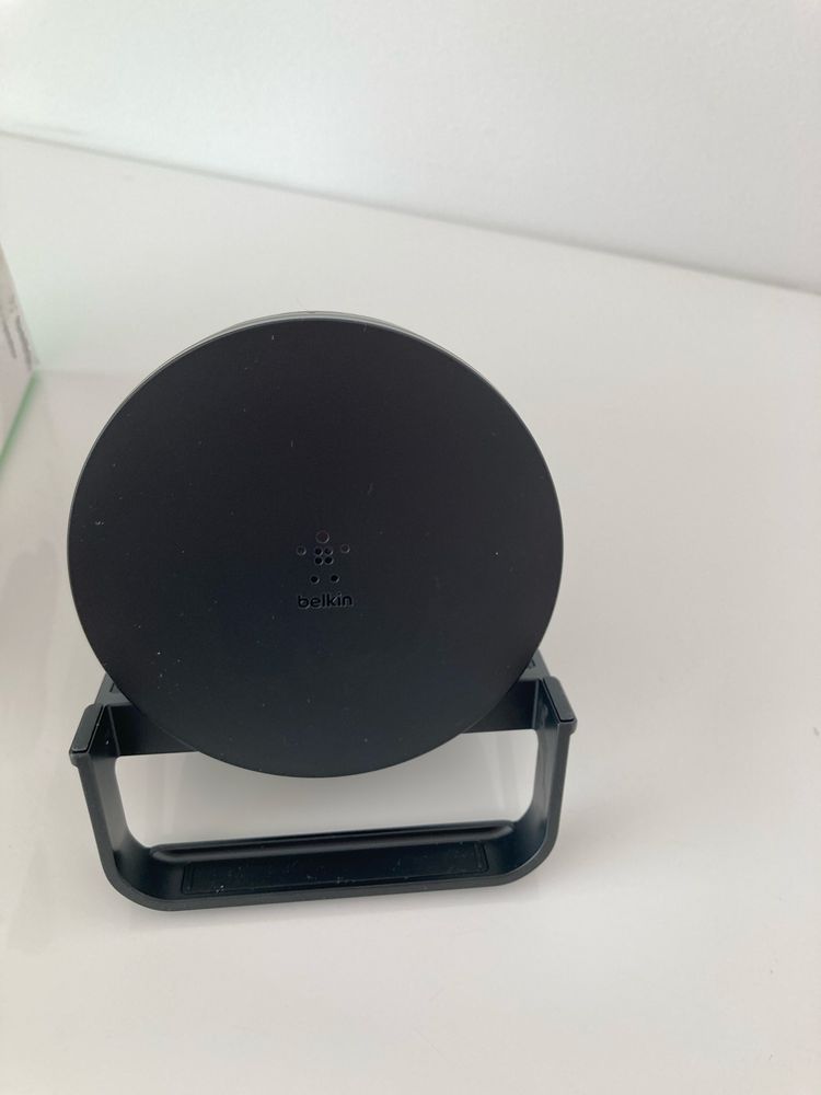 Belkin - ładowarka indukcyjna 10W z głośnikiem bluetooth
