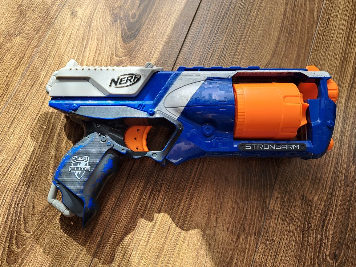 Pistolet Hasbro NERF Zombie Strike Wyrzutnia Hammershot strongarm