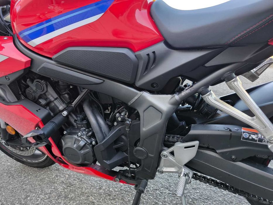 Honda CBR650R 70 kw - Aceito trocas