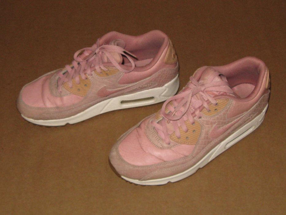 кроссовки женские Nike Air Max, 38,5р.