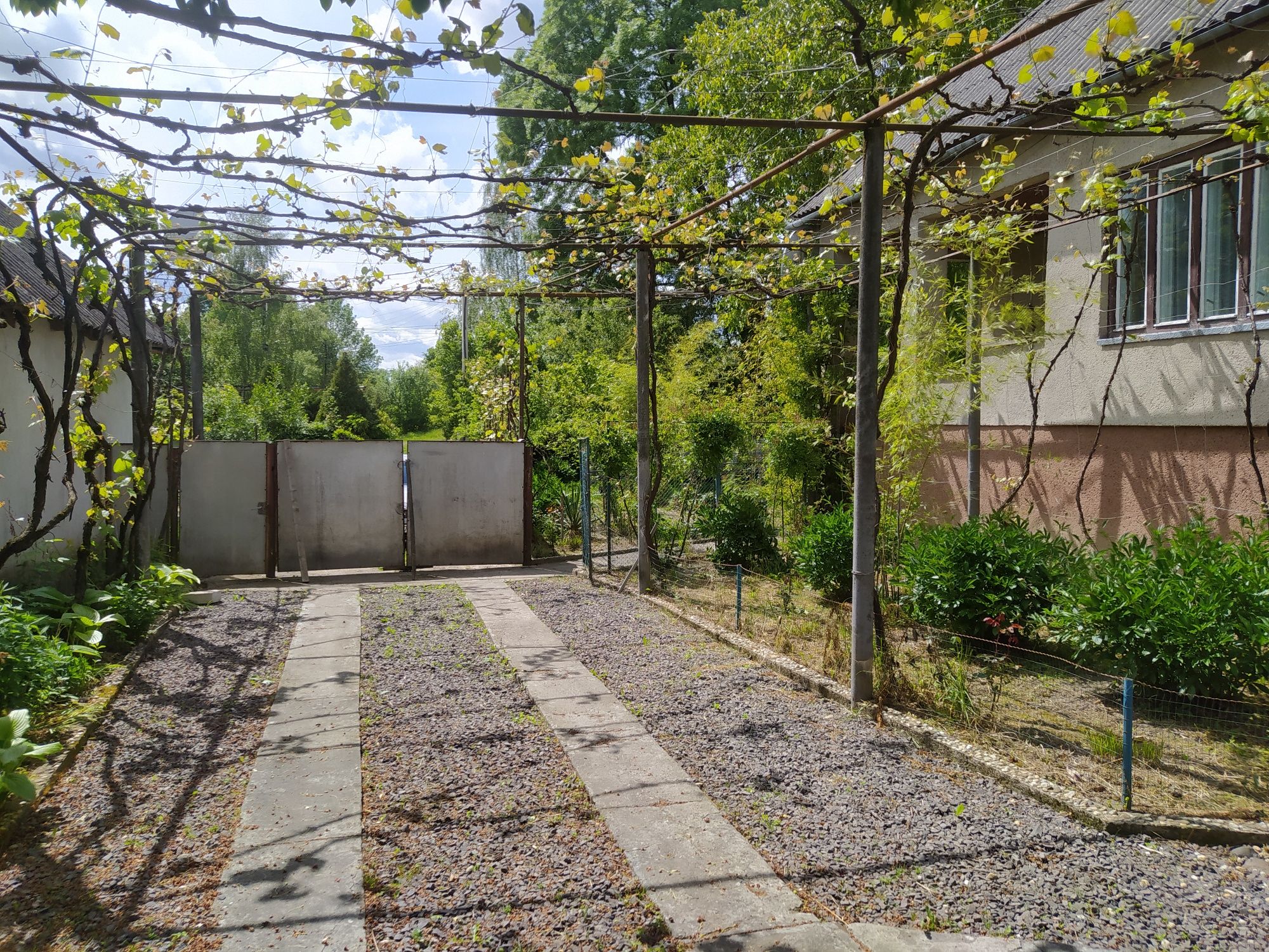 Продам будинок в селі Середнє Ужгородського району Закарпатської облас