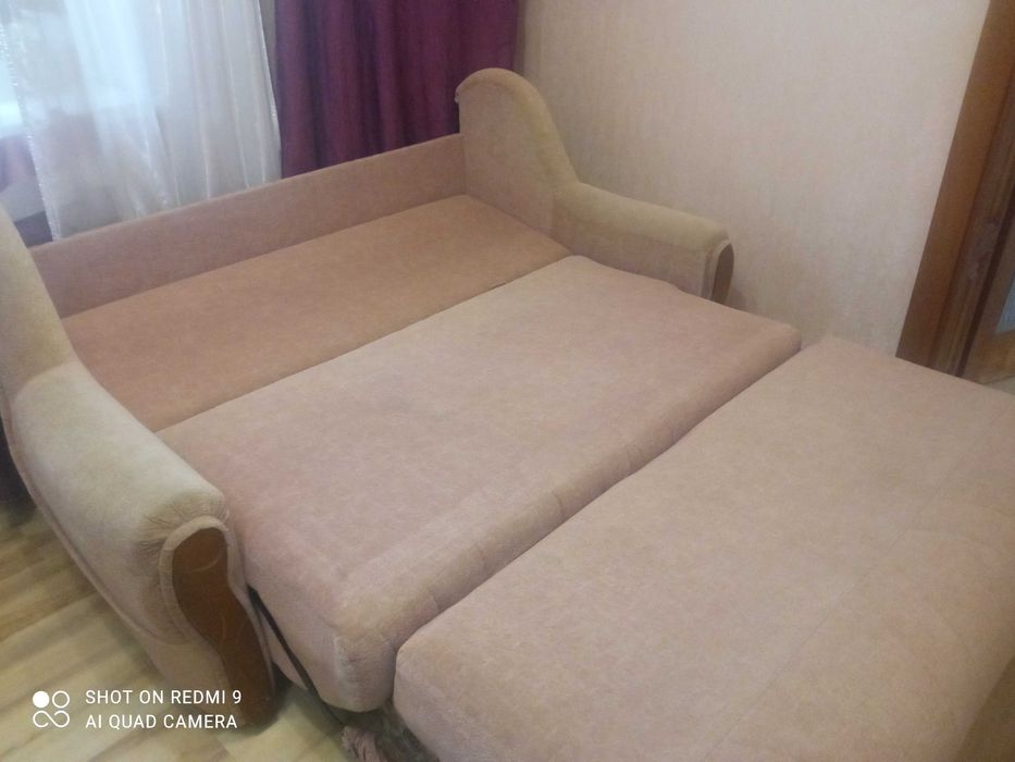 Продам розкладний диван
