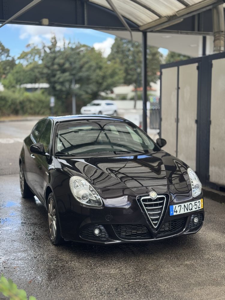 Alfa Romeo Giulleta 2013
