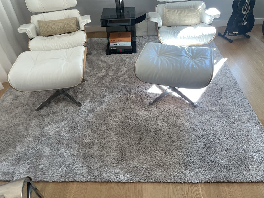 Carpete cor Cinza 2,50 mt x 2,30 mts