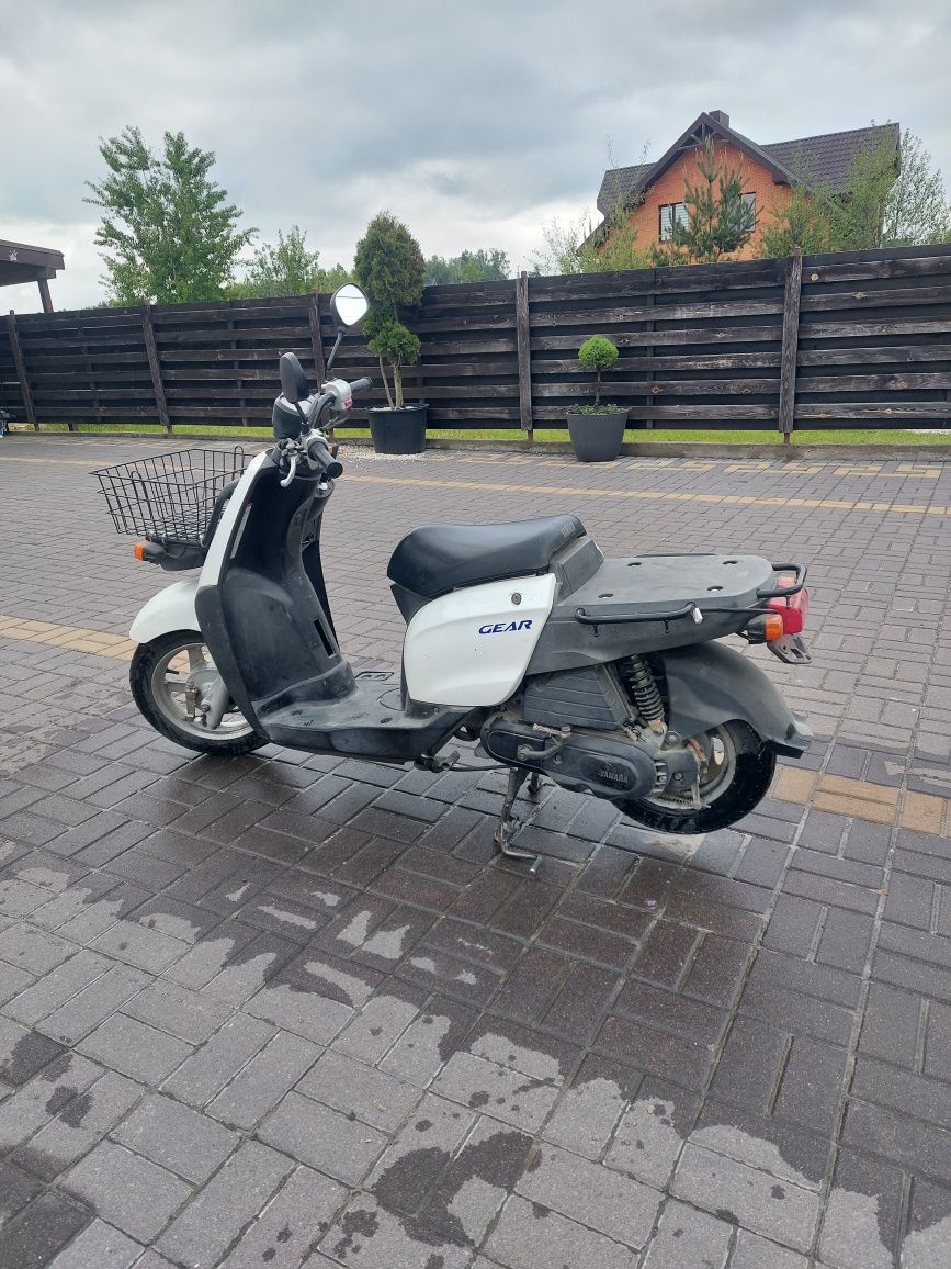 Продам скутер YAMAHA GEAR 50 кубів