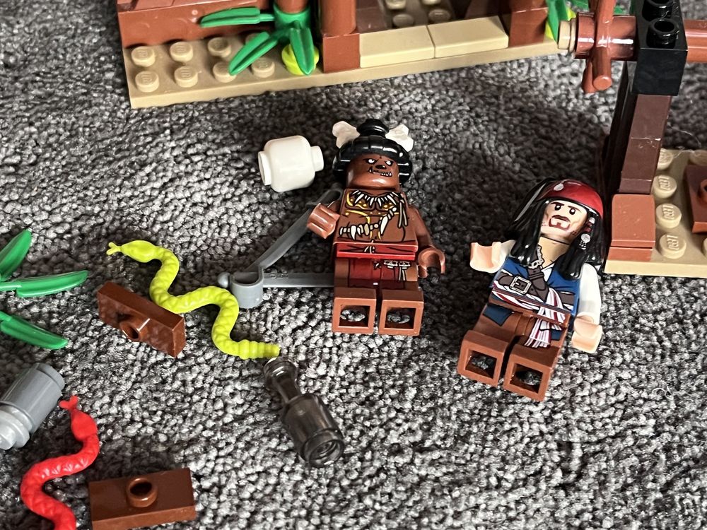 Lego 4182 pirates of Carabbean cannibal escape