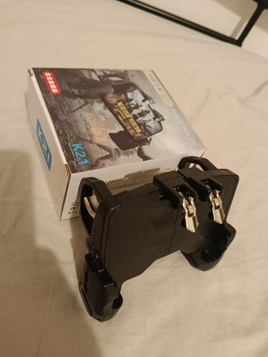 Portable Mobile Phone Controller64551112745217121