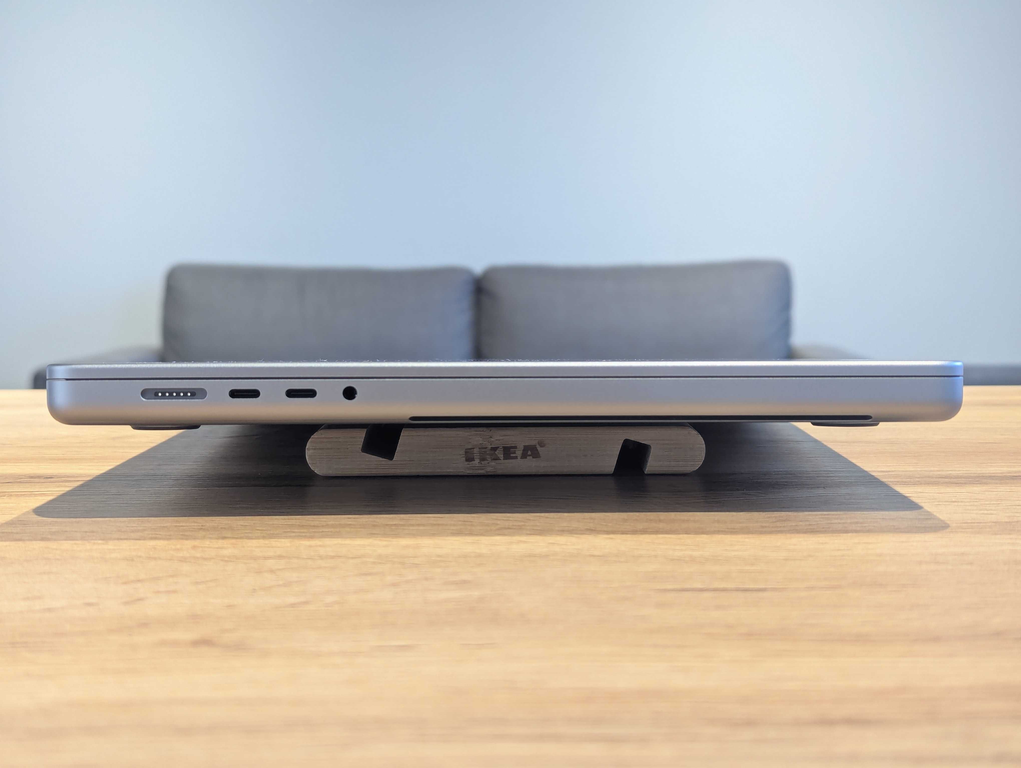 Macbook pro 16 2023 m2 pro 16/512gb 12/19gpu Гарантія Від Магазину!!!