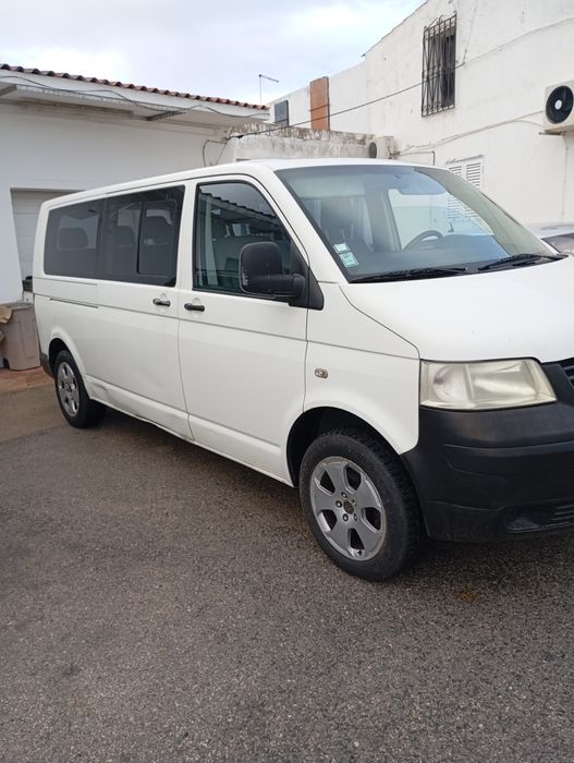 VW Transporter Longa 9 lugares