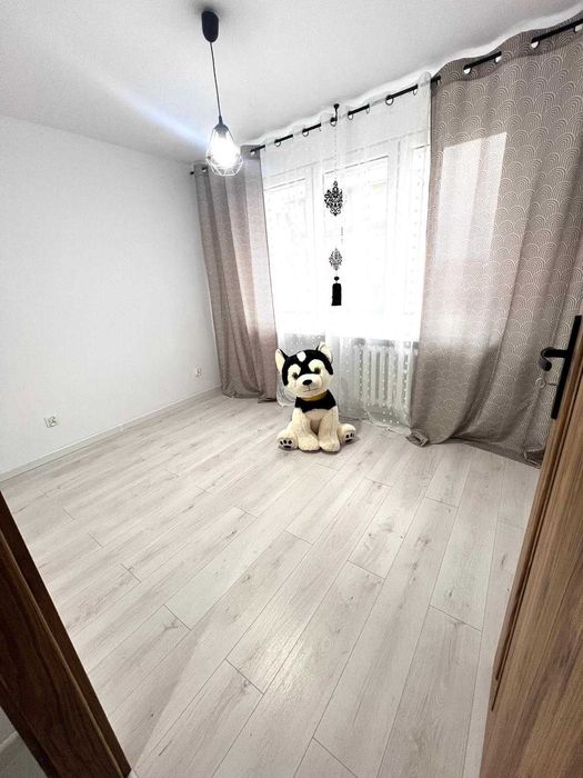 Retkinia.Winda od parteru.Po remoncie.Balkon.Widok na miasto