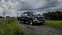 RAM 1500 Ram 1500 niski przebieg stan idealny