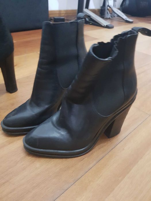 Aldo, pares de botas botins