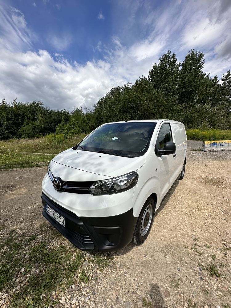 Toyota proace  1 właściciel, niski przebieg