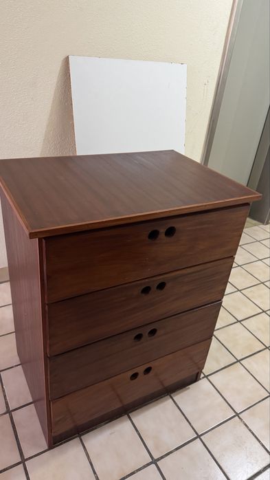 Comoda Duravel Guttemberg