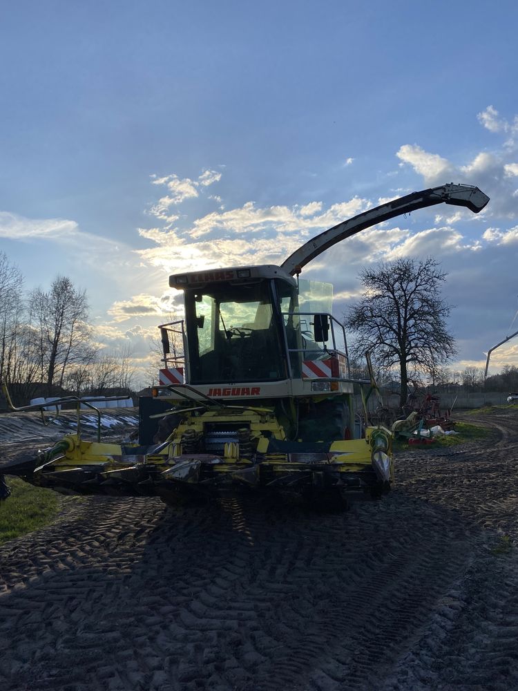 Claas jaguar 820