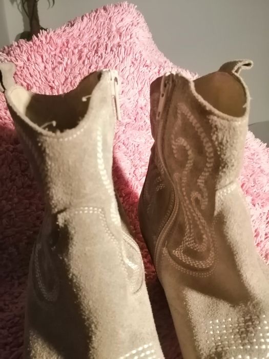 Botins/Texanas como novas PROF