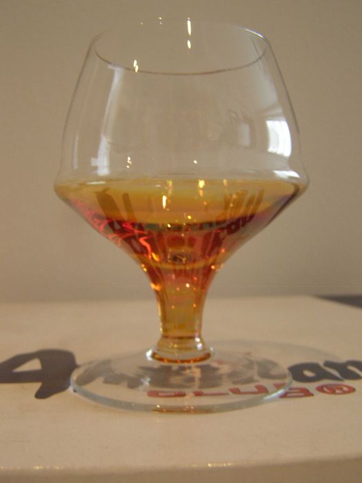 Kieliszki na stopie szkło barwione lata 70-te