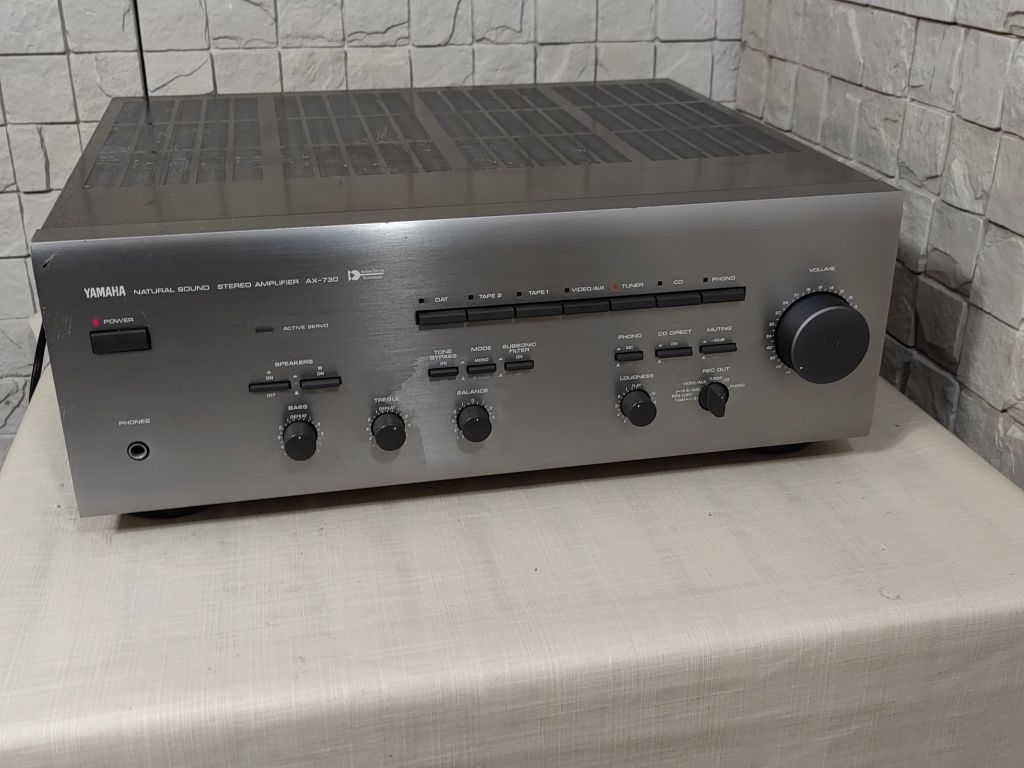 Yamaha AX-730 Kultowy wzmacniacz stereo