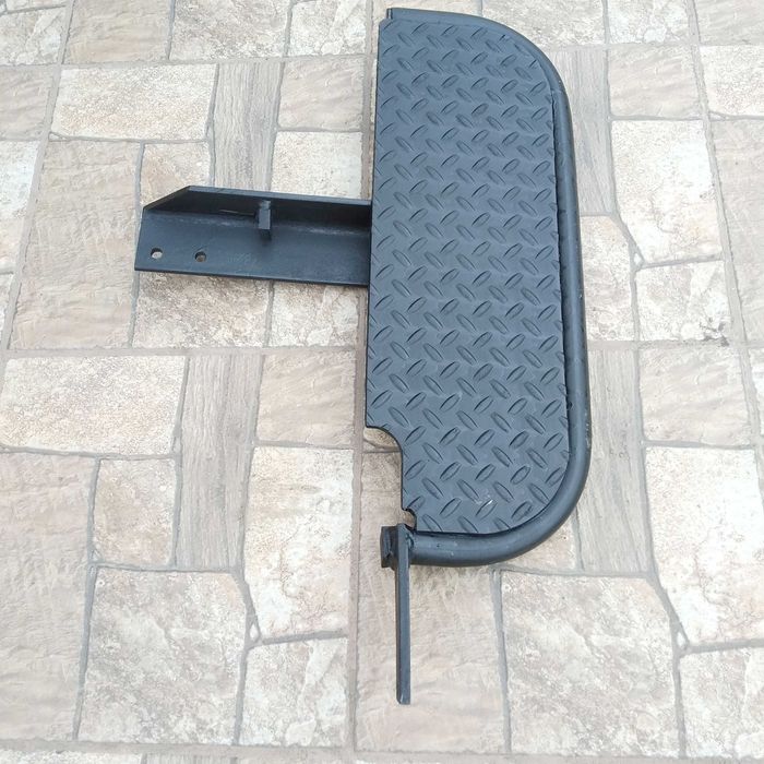 Подножка задняя под фаркоп Мерседес Спринтер 903, 906, Volkswagen