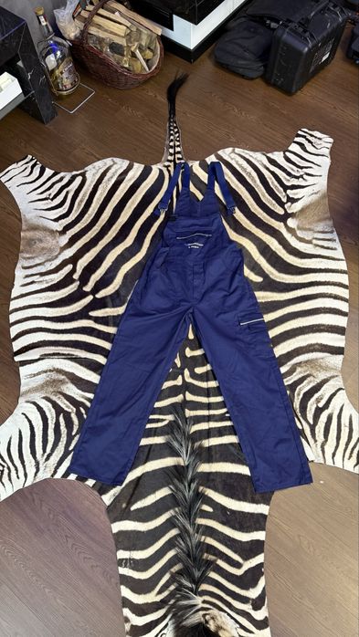 Універсальні робочі костюми