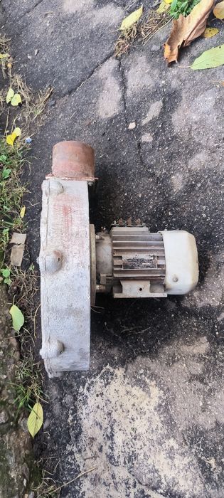 Вытяжка, улитка Двигатель4ААМ63В2У3 220/380В 550Вт 2745об