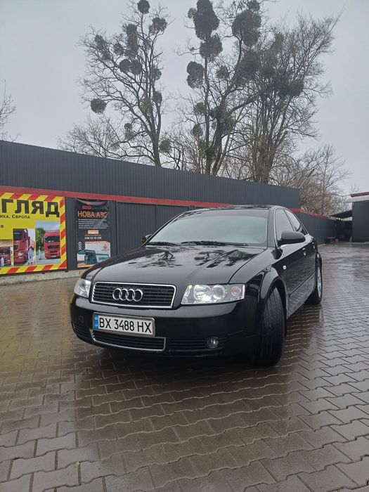 Ауді а4 б6,2002 року,2.0 газ бензин.