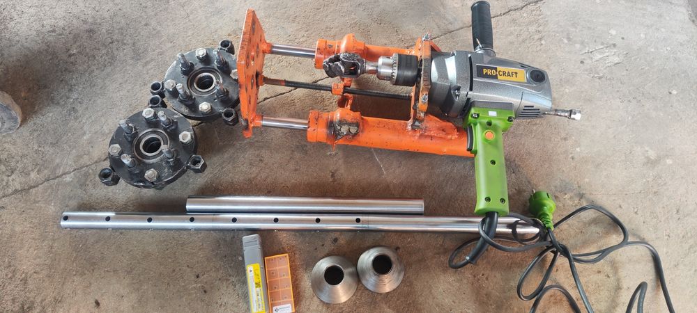 Продаж розточування отворів токарно-фрезерні роботи