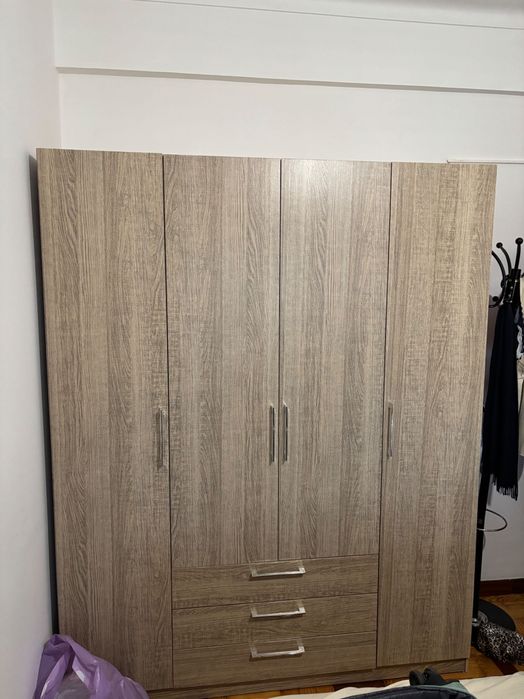 2 Guarda-roupas 4 portas