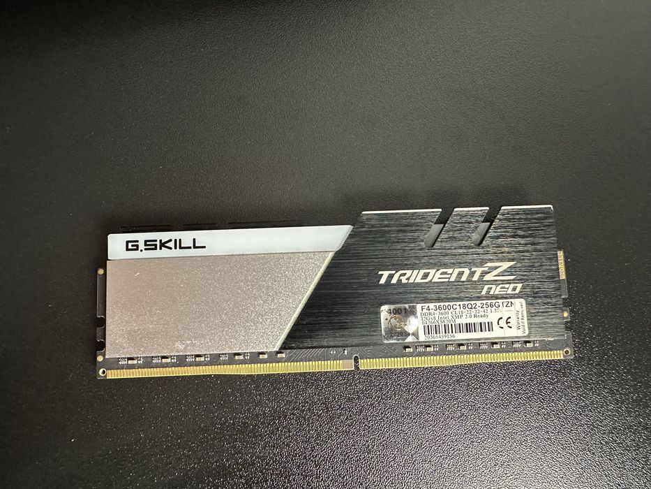 DDR4 32GB 3600MHz cl18 / G Skill Trident Z Neo
