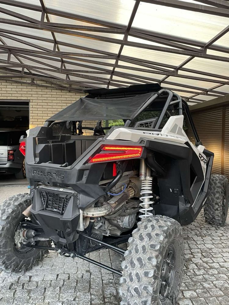 Polariz RZR PRO XP 1000