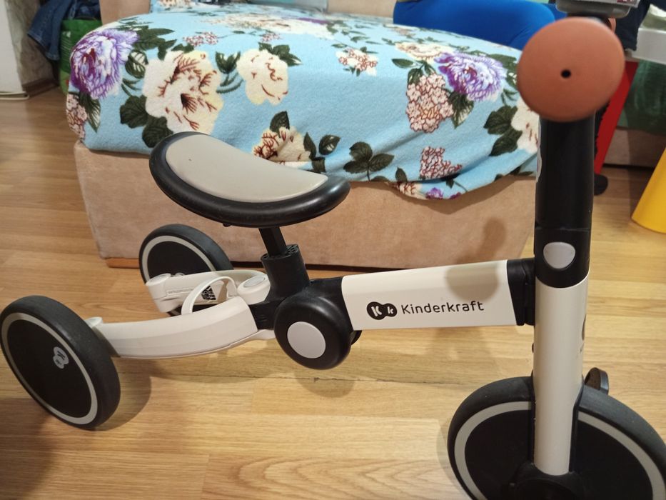 Біговіл 3 в 1 Kinderkraft двух колесник і трез колесний