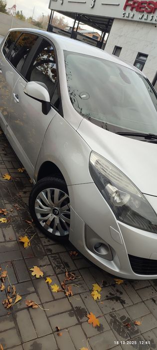 Renault grand scenic 3 2011 рік