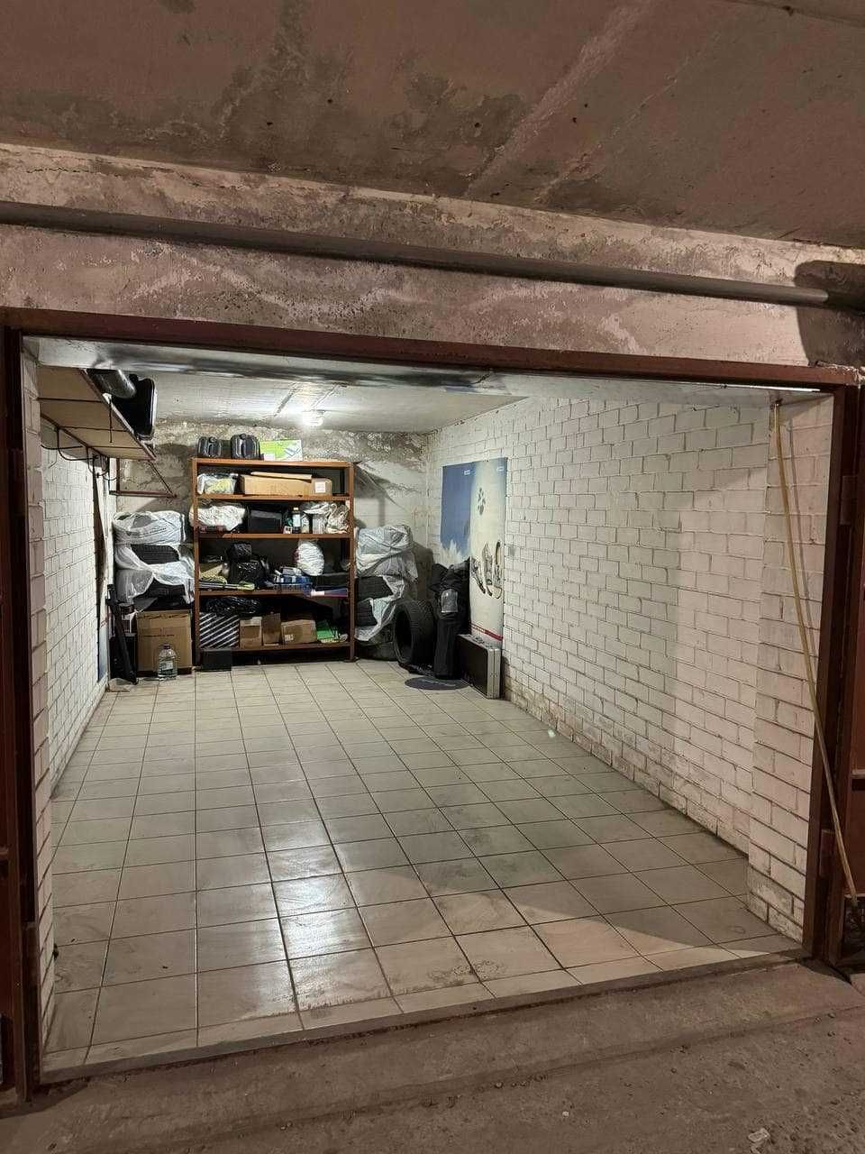 гараж, бетоний, підземний