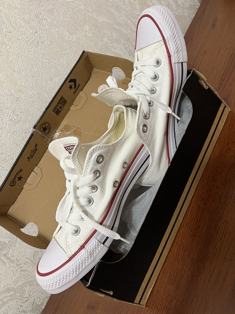 Кеди нові Converse, р.37,5