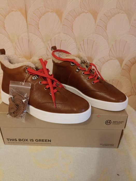 Жіночі зимові черевики Clarks