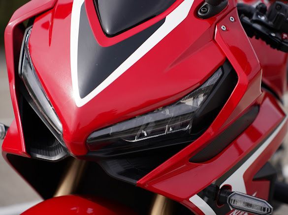Honda  CBR650R 19r