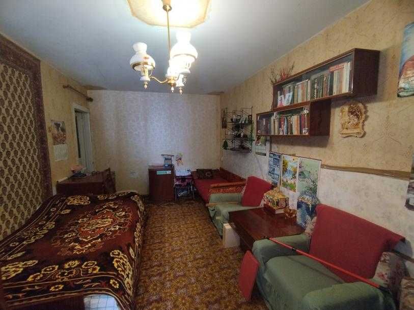 Продам 2-к кв р-н трк Украина, 605 мр, метро Барабашово