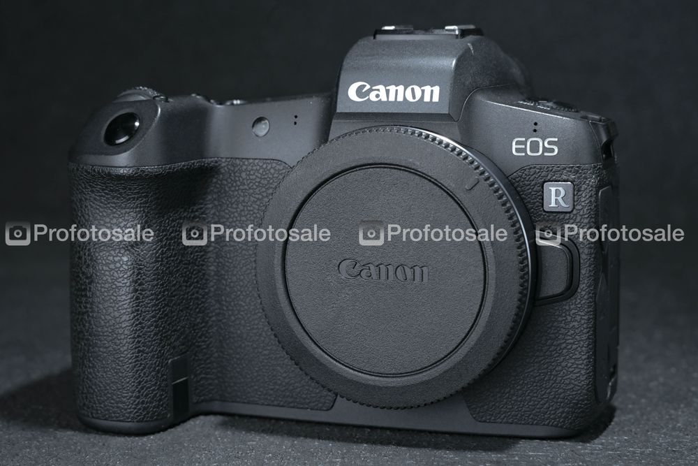 Фотоапарат Canon EOS R