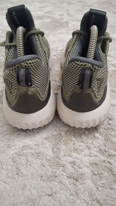 Кросівки adidas alphabounce