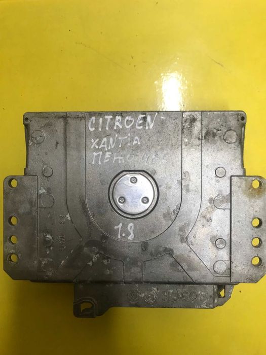 Блок управління двигуном Citroen Xantia 0261203795-9616546480