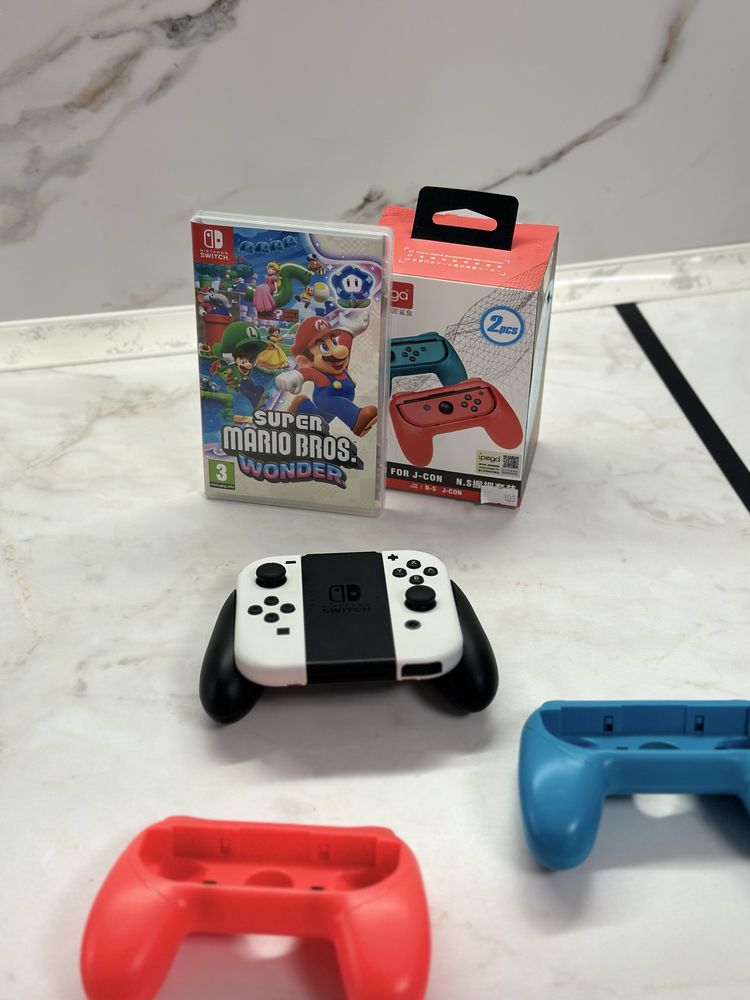 Nintendo switch oled white