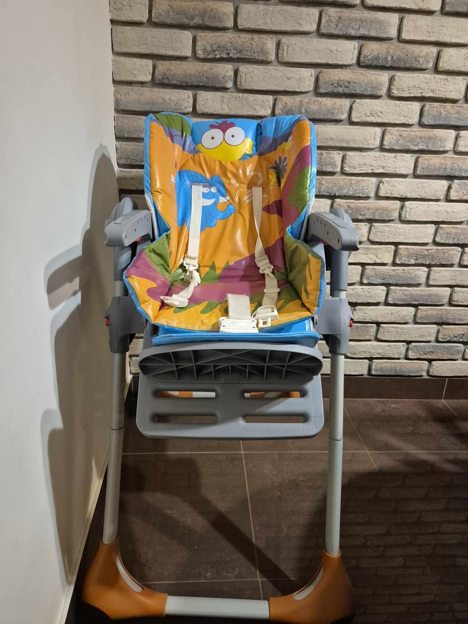 Krzesełko do karmienia składane łatwe do czyszczenia