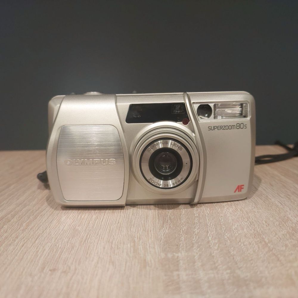 Olympus superzoom 80 s плівковий фотоапарат