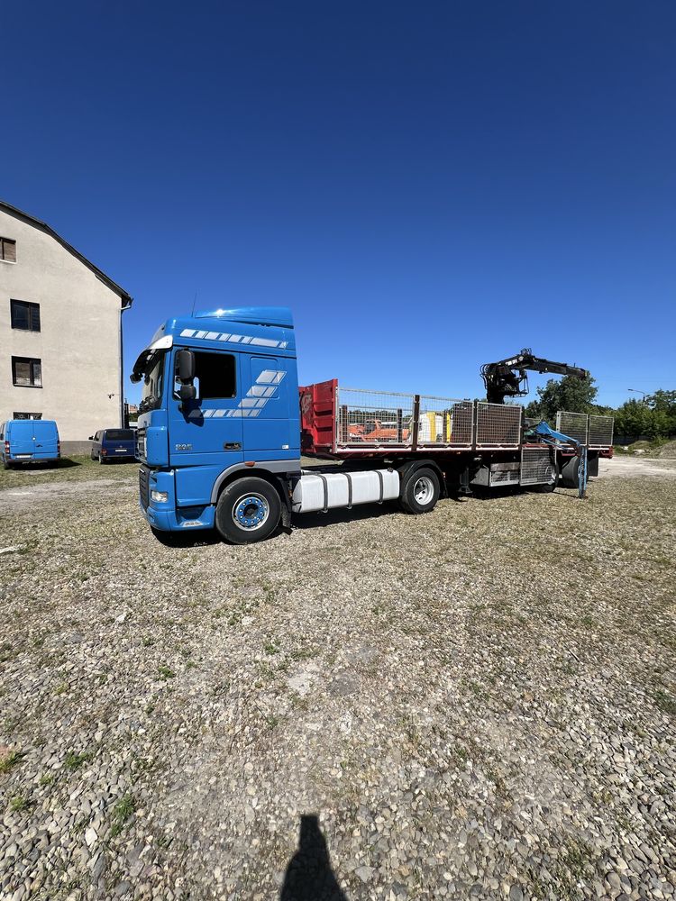 Напівпричіп Floor з краном маніпулятором Hiab 130