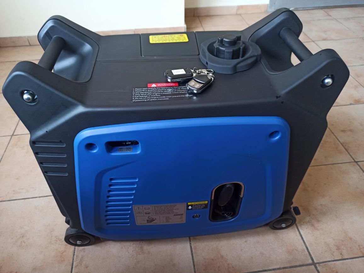 Бензиновый  инвенторный генератор Vitolux 3.5 KW