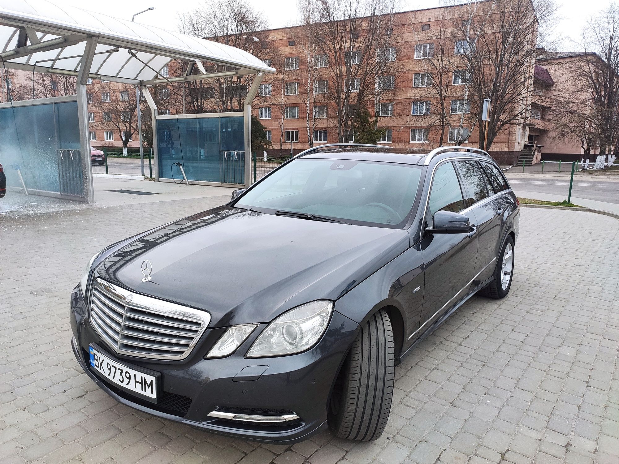 Прокат RENT оренда авто автомобіля 25$/доба авто Mercedes E220 2.2